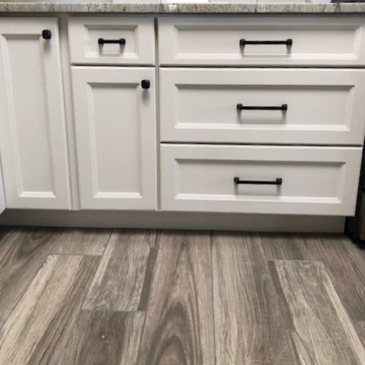How To Choose The Best White Paint Color For Kitchen Cabinets